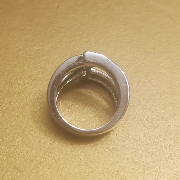 Lia Sophia Tulip Ring - Picture 5 of 6